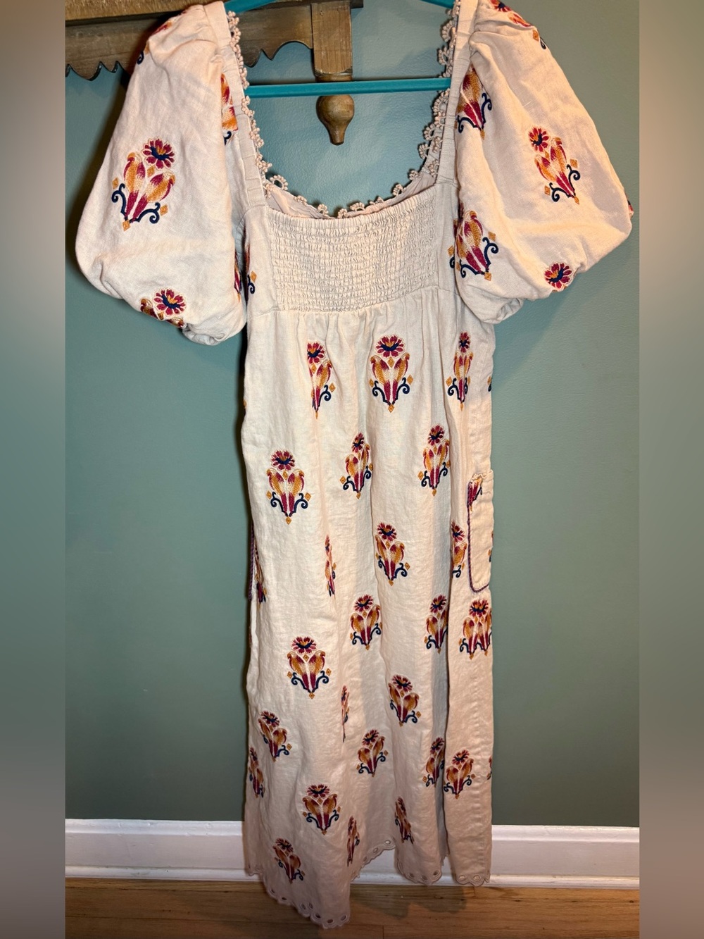 FARM Rio Beige Midi Dress with Red Embroidered Floral Print - Picture 6 of 7